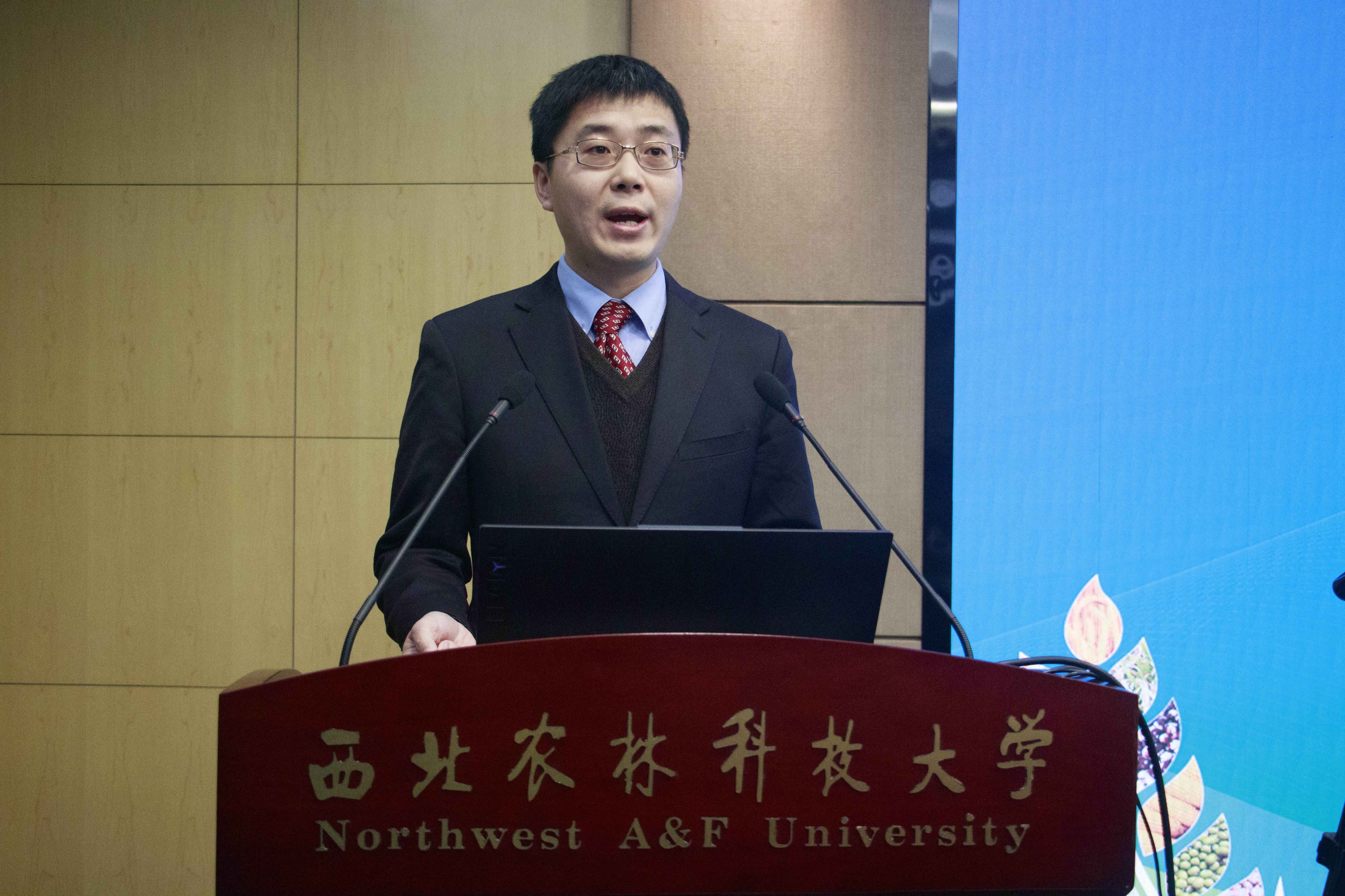 004-澳门pg官方电子平台副院长张寒致辞.jpg